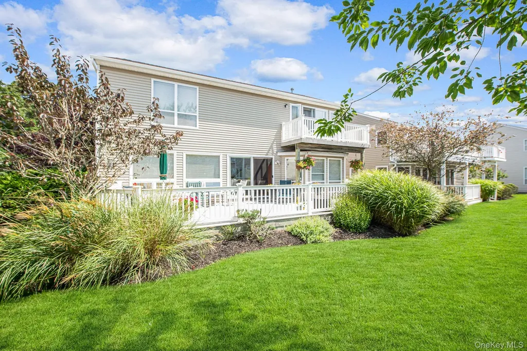24 Spinnaker Lane East Patchogue NY 11772