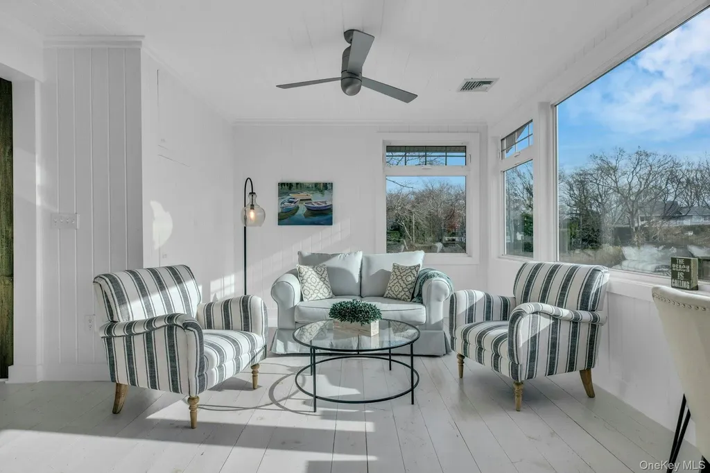 7 Springville Circle Hampton Bays NY 11946