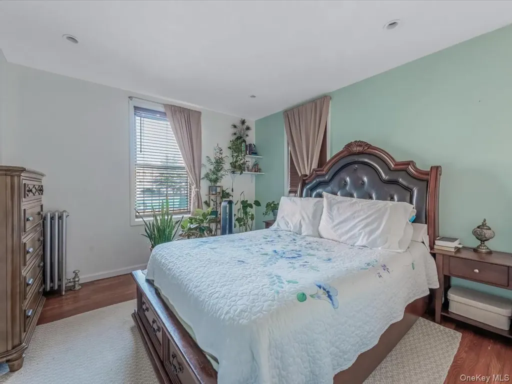 9524 Fort Hamilton Parkway Brooklyn NY 11209