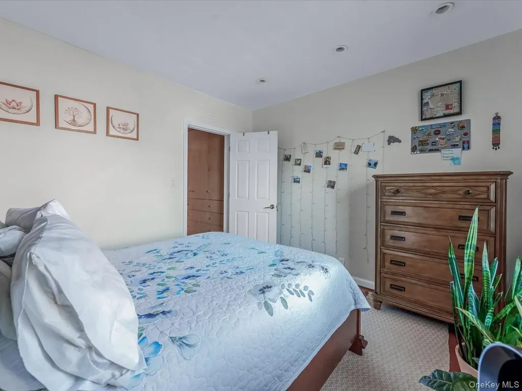 9524 Fort Hamilton Parkway Brooklyn NY 11209
