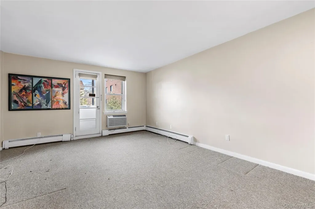 25 Chapel Place Great Neck NY 11021