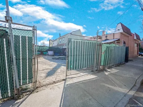 10601 Liverpool Street Jamaica South NY 11435