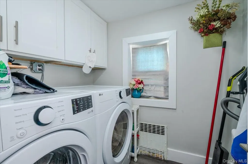523 Bayview Avenue Cedarhurst NY 11516