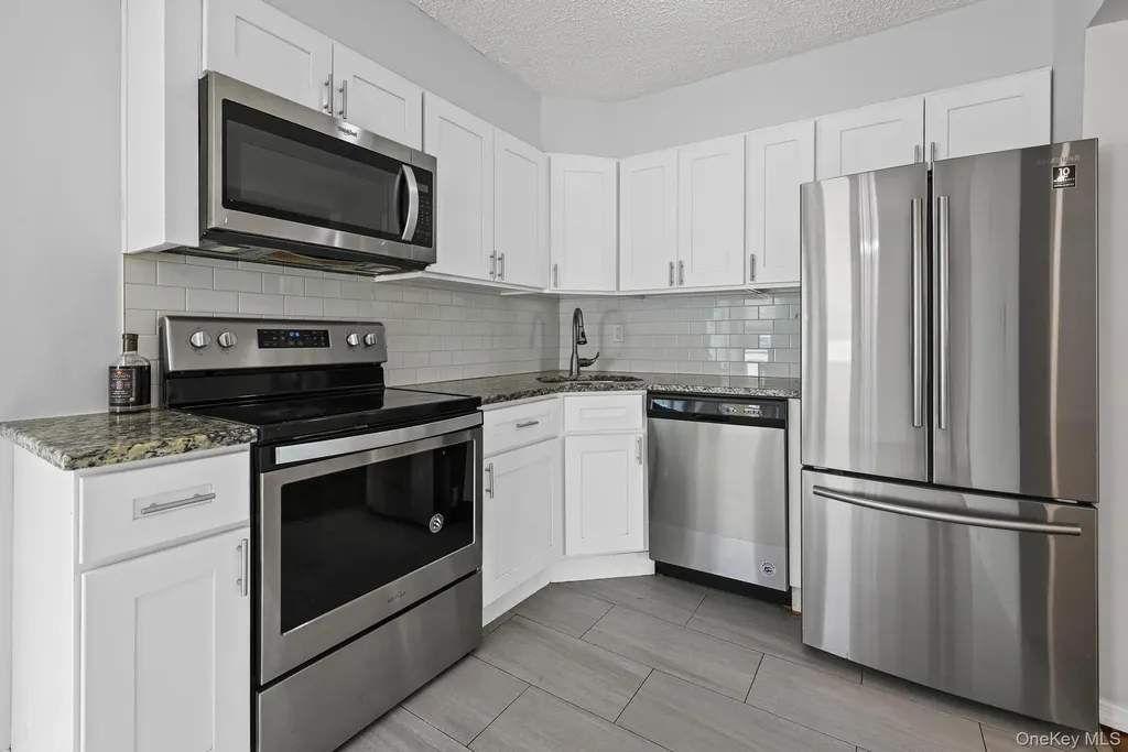 96 S Windhorst Avenue Bethpage NY 11714