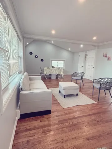 96 S Windhorst Avenue Bethpage NY 11714