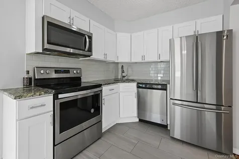 96 S Windhorst Avenue Bethpage NY 11714