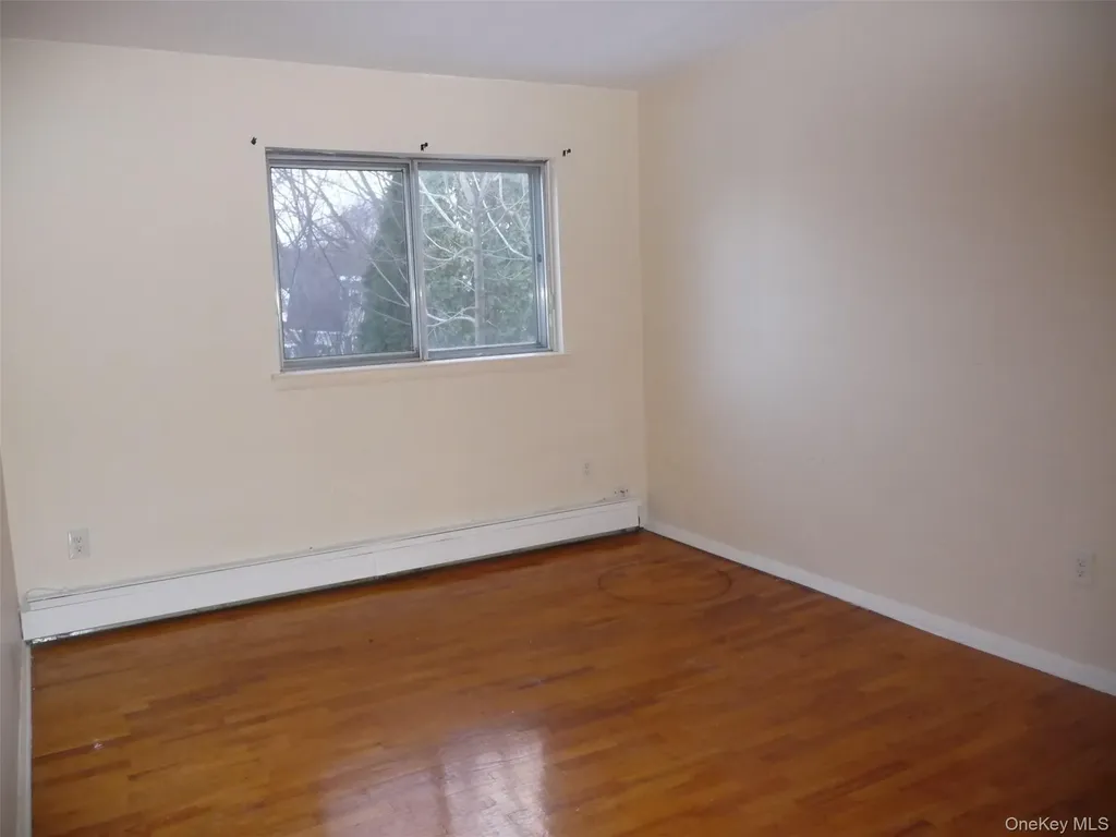 12 Shelley Court Middletown NY 10941