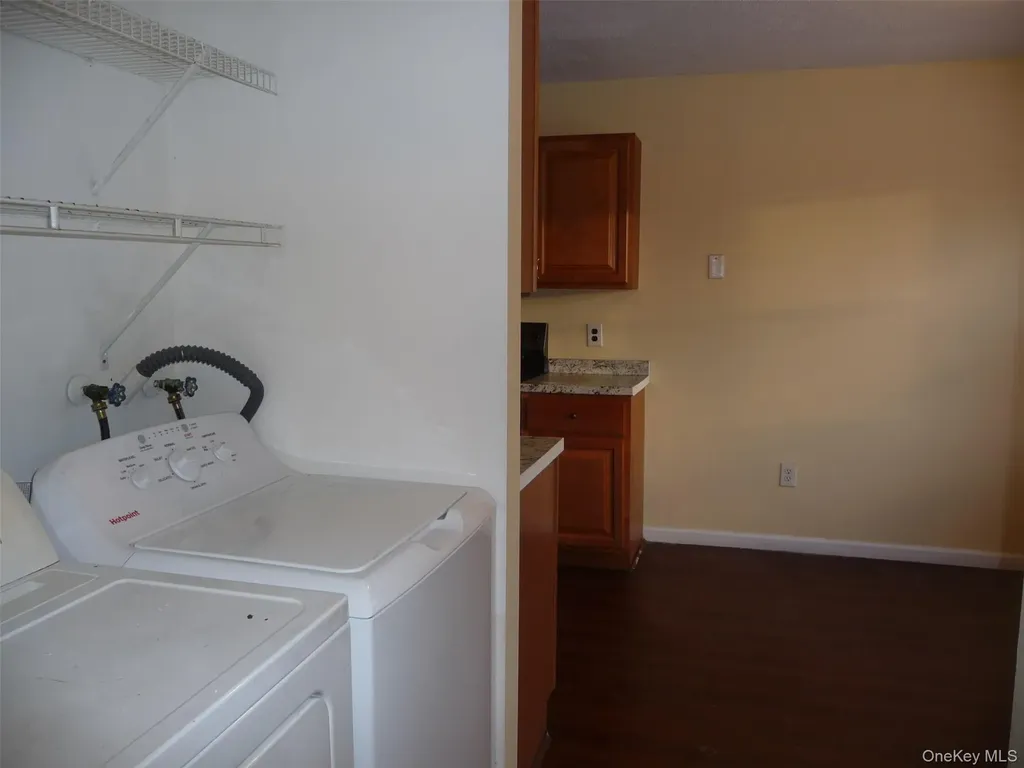 12 Shelley Court Middletown NY 10941