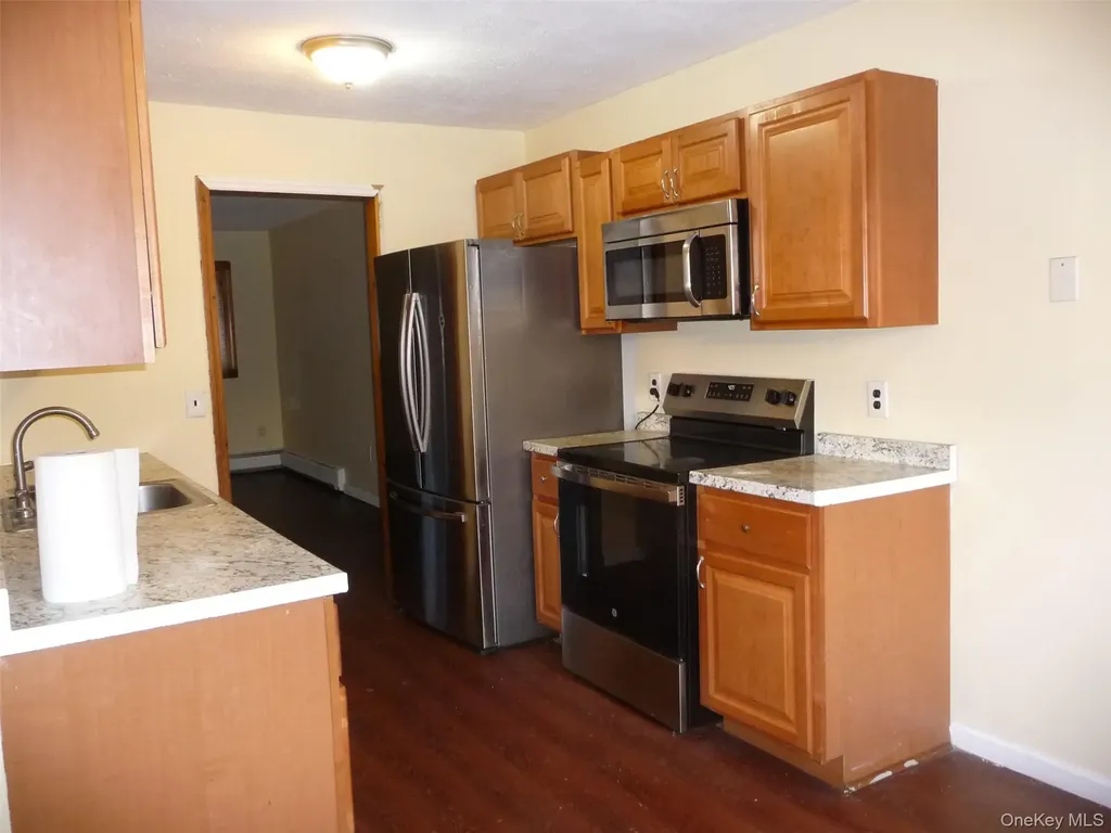 12 Shelley Court Middletown NY 10941