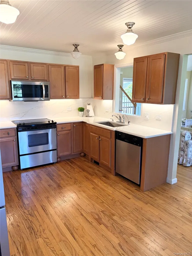 175 Uhl Lane Orient NY 11957