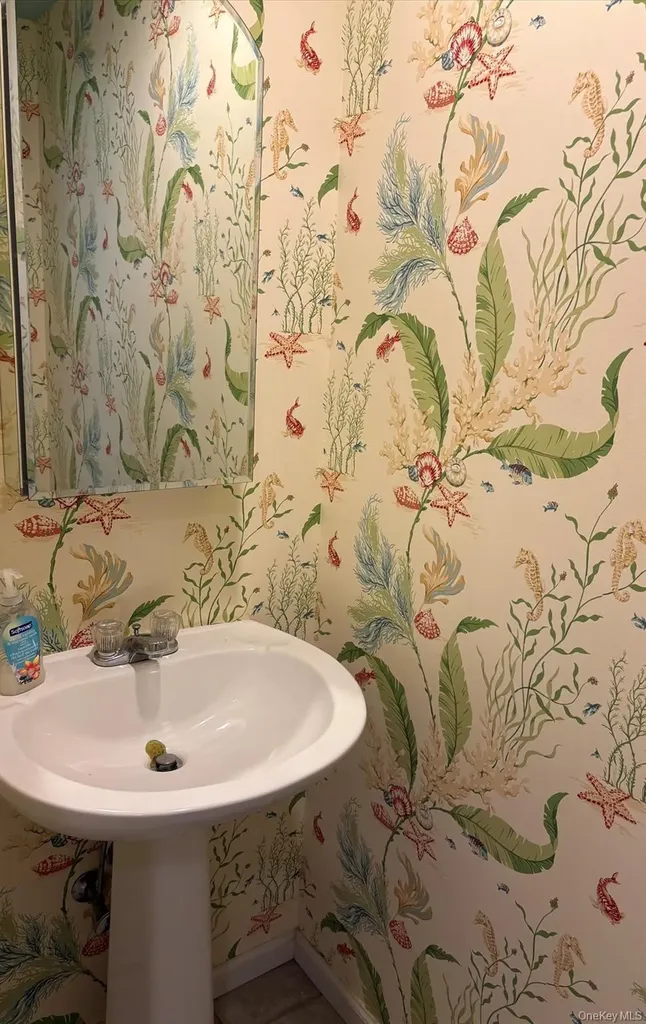 175 Uhl Lane Orient NY 11957