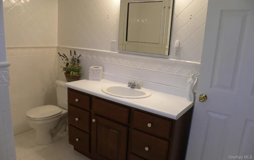 175 Uhl Lane Orient NY 11957