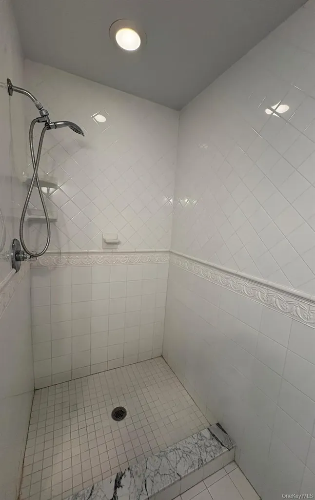 175 Uhl Lane Orient NY 11957