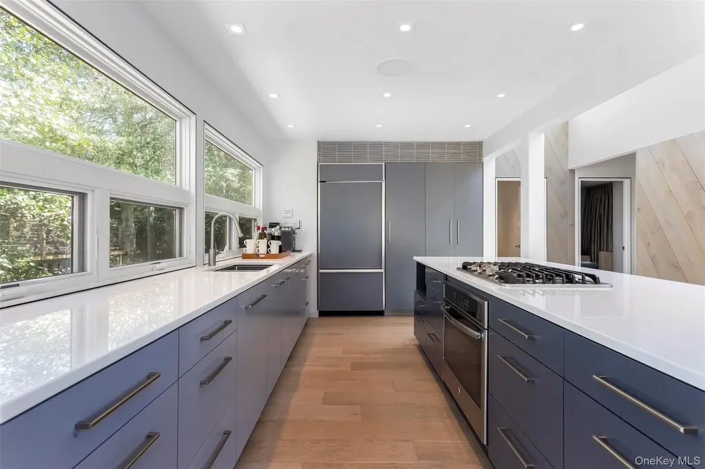 39 Lone Hill Walk Fire Island Pines NY 11782