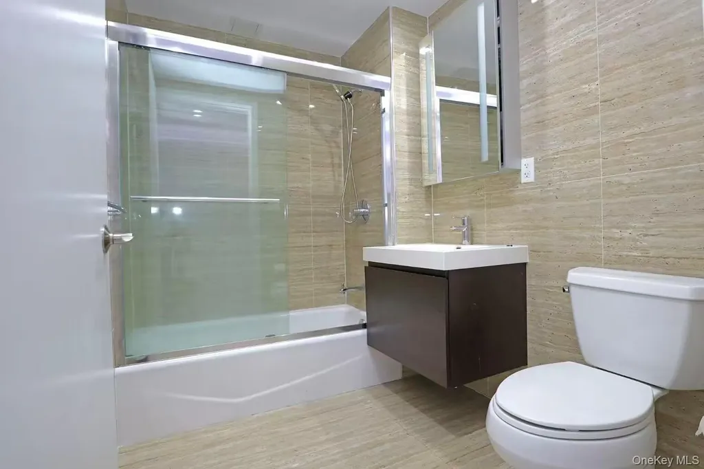 15815 Union Turnpike Fresh Meadows NY 11366