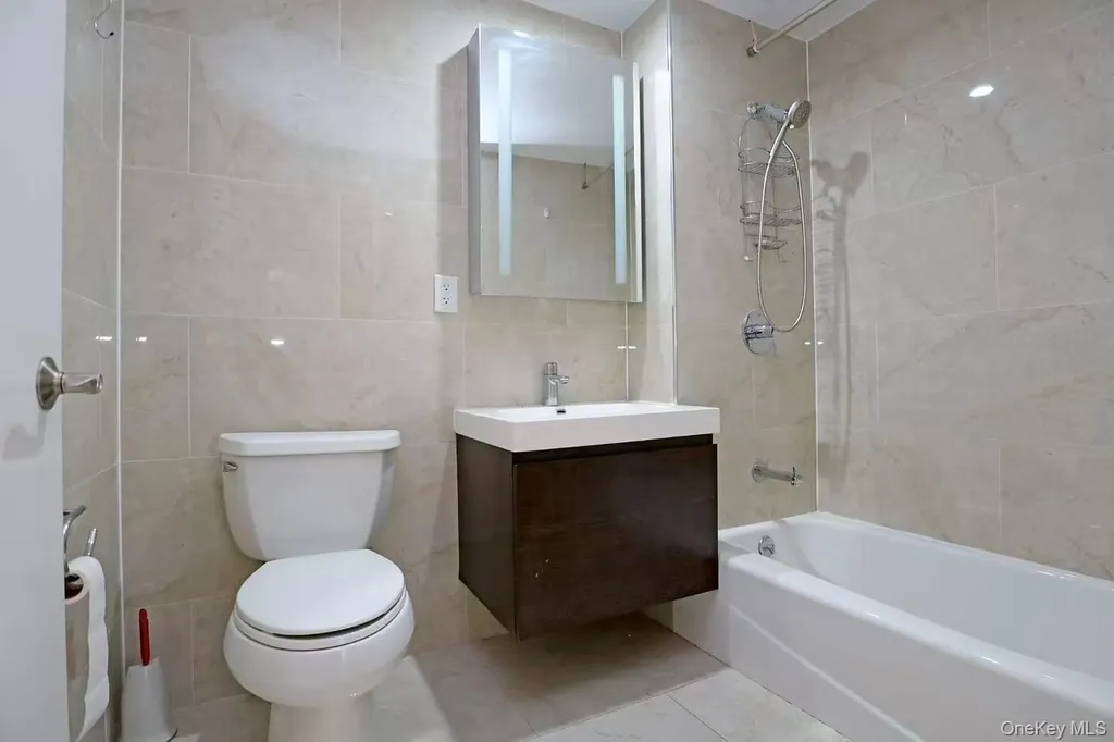 15815 Union Turnpike Fresh Meadows NY 11366