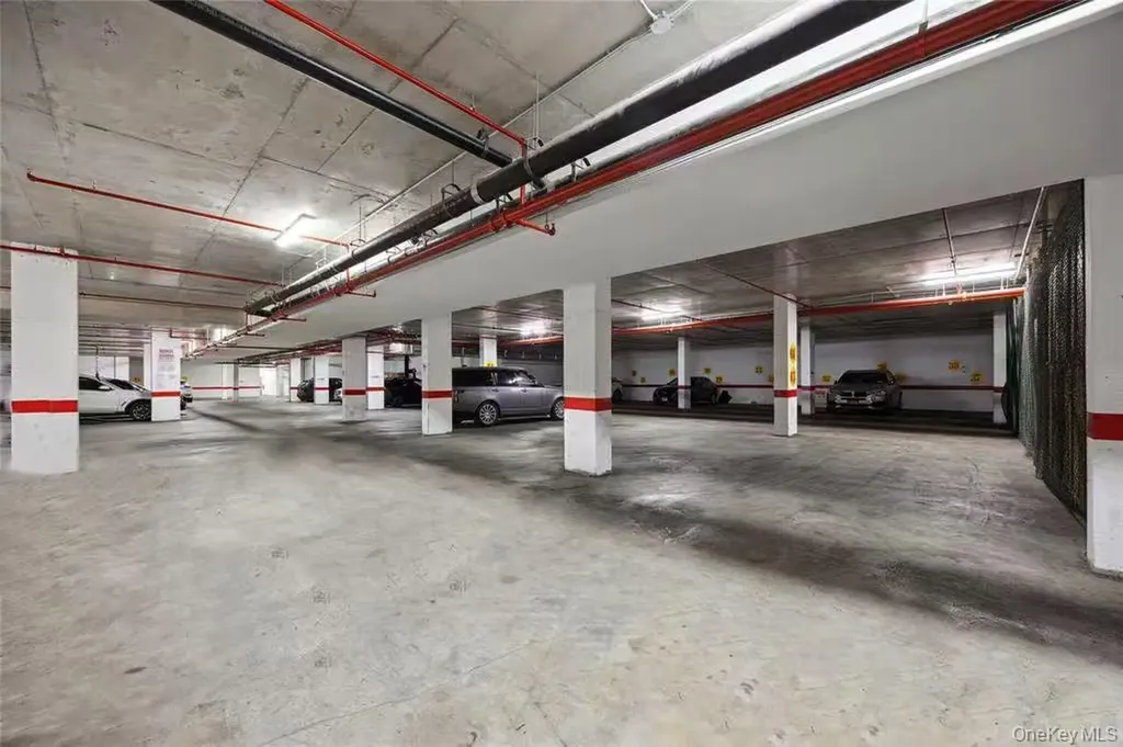 15815 Union Turnpike Fresh Meadows NY 11366