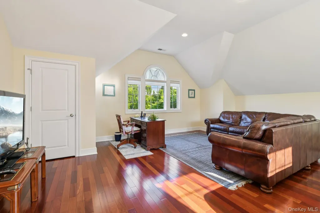 4 Celestial Court Saint James NY 11780
