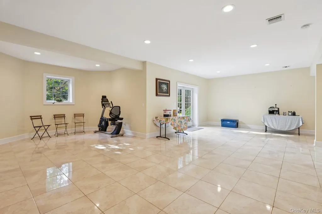 4 Celestial Court Saint James NY 11780