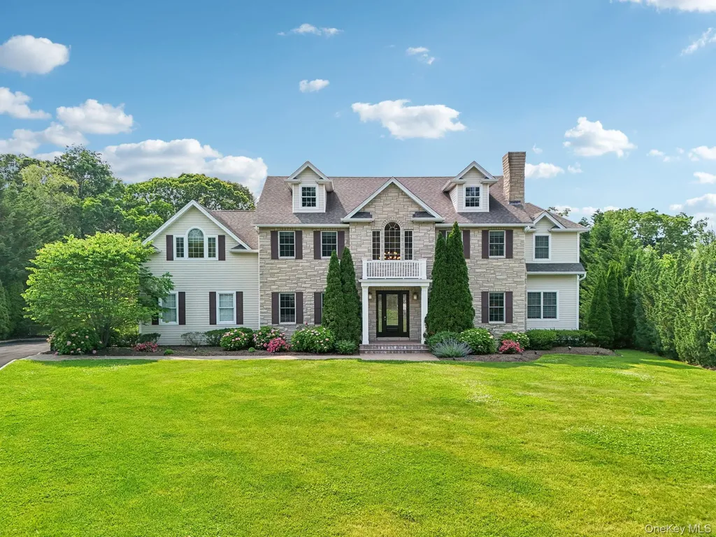 4 Celestial Court Saint James NY 11780