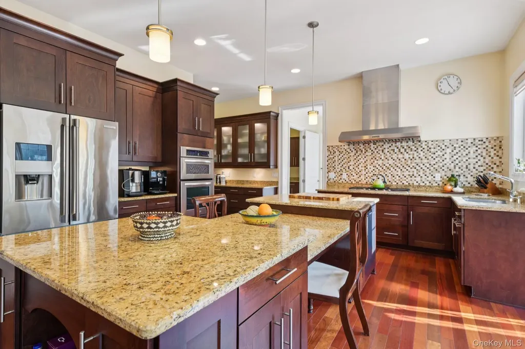 4 Celestial Court Saint James NY 11780