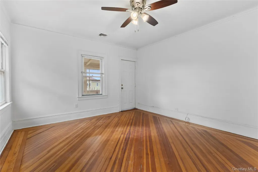 264 Laurelton Boulevard Long Beach NY 11561