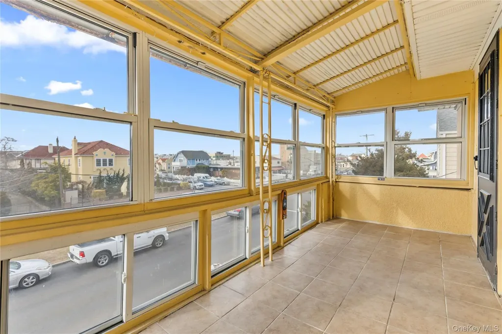 264 Laurelton Boulevard Long Beach NY 11561