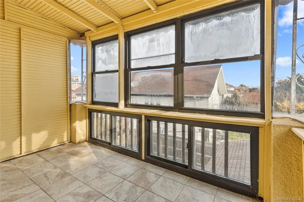 264 Laurelton Boulevard Long Beach NY 11561