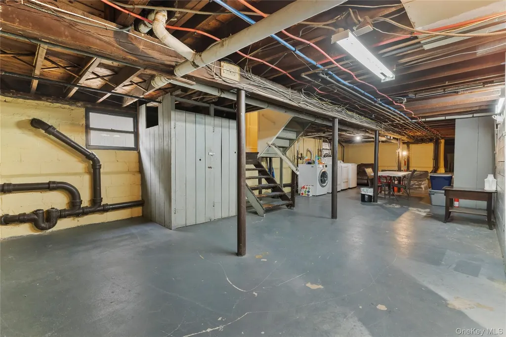 264 Laurelton Boulevard Long Beach NY 11561
