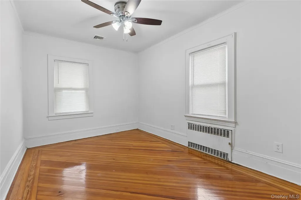 264 Laurelton Boulevard Long Beach NY 11561