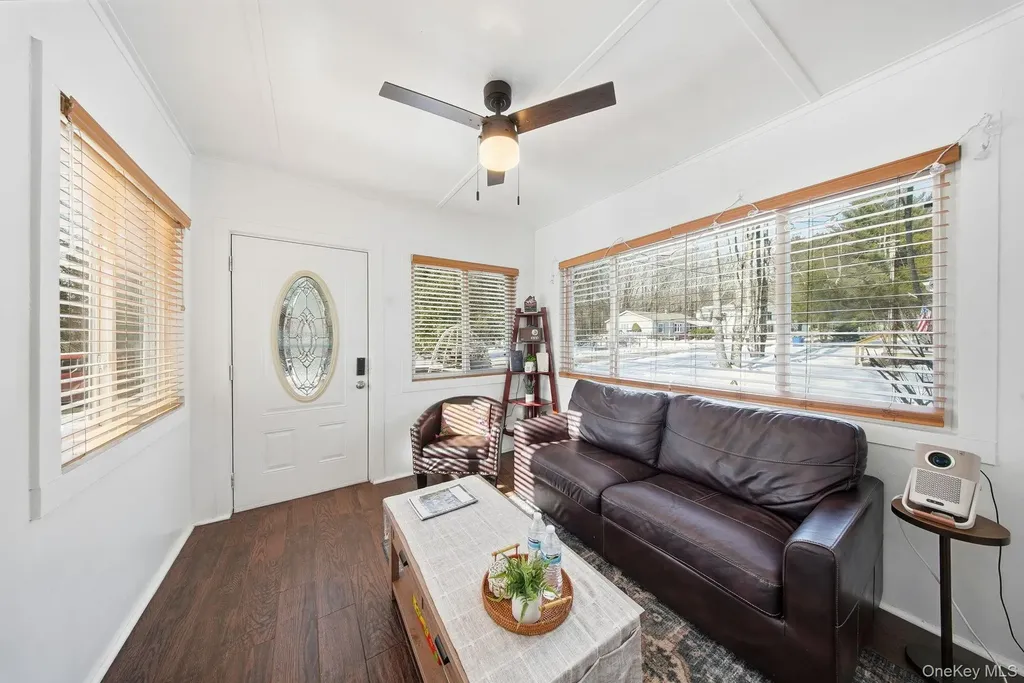 11 Apache Lane Ferndale NY 12734