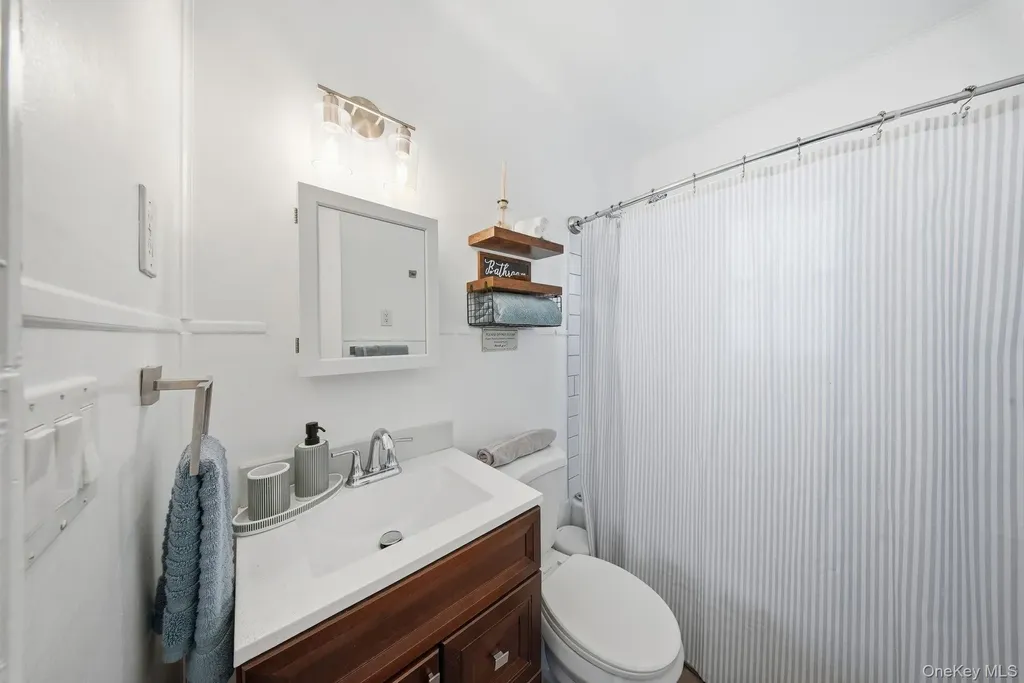 11 Apache Lane Ferndale NY 12734