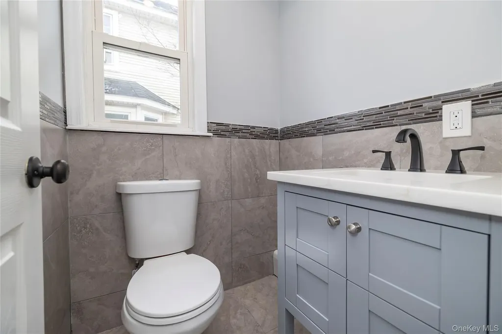 2962 Grand Avenue Baldwin NY 11510