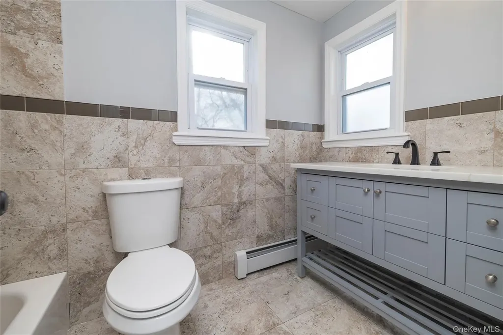 2962 Grand Avenue Baldwin NY 11510