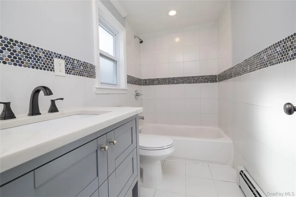 2962 Grand Avenue Baldwin NY 11510