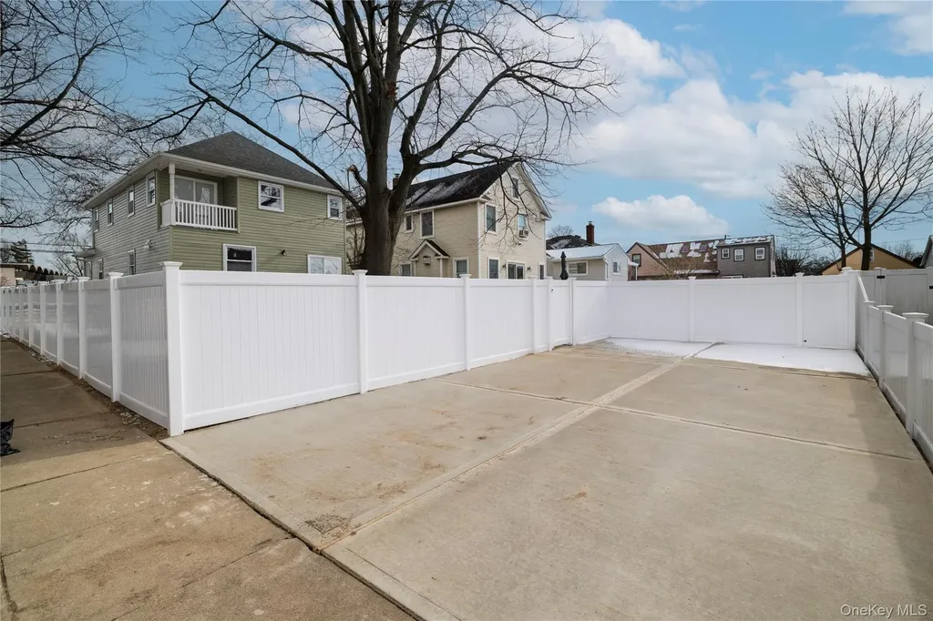 2962 Grand Avenue Baldwin NY 11510