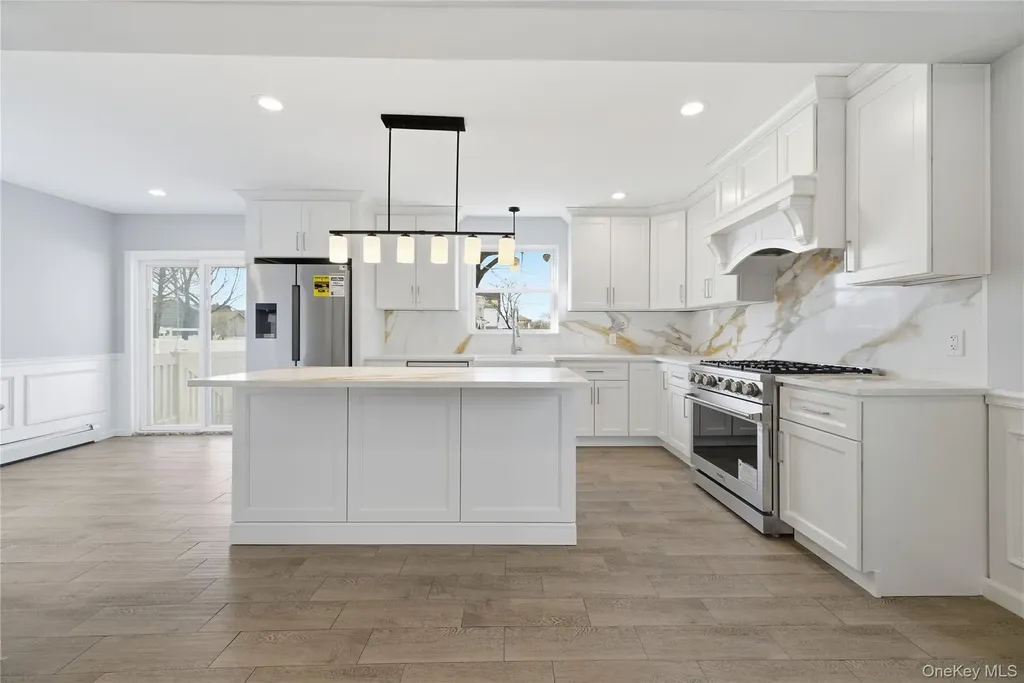 2962 Grand Avenue Baldwin NY 11510