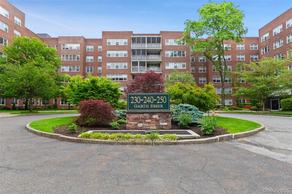 230 Garth Road Scarsdale NY 10583