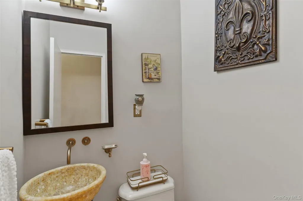 230 Garth Road Scarsdale NY 10583