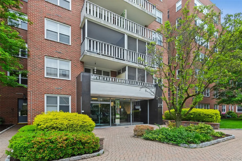 230 Garth Road Scarsdale NY 10583