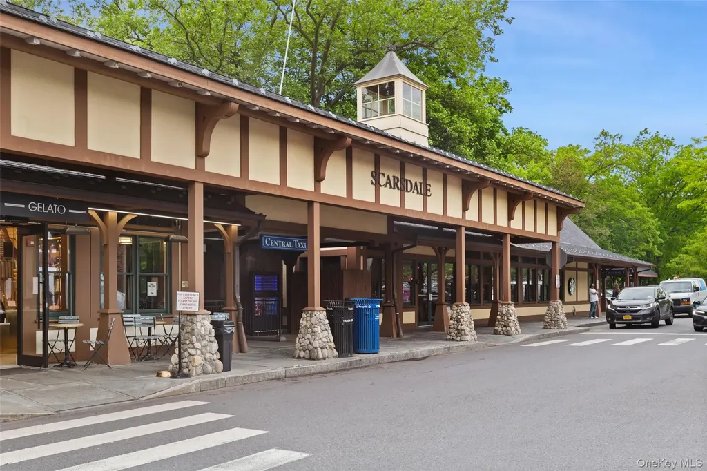230 Garth Road Scarsdale NY 10583