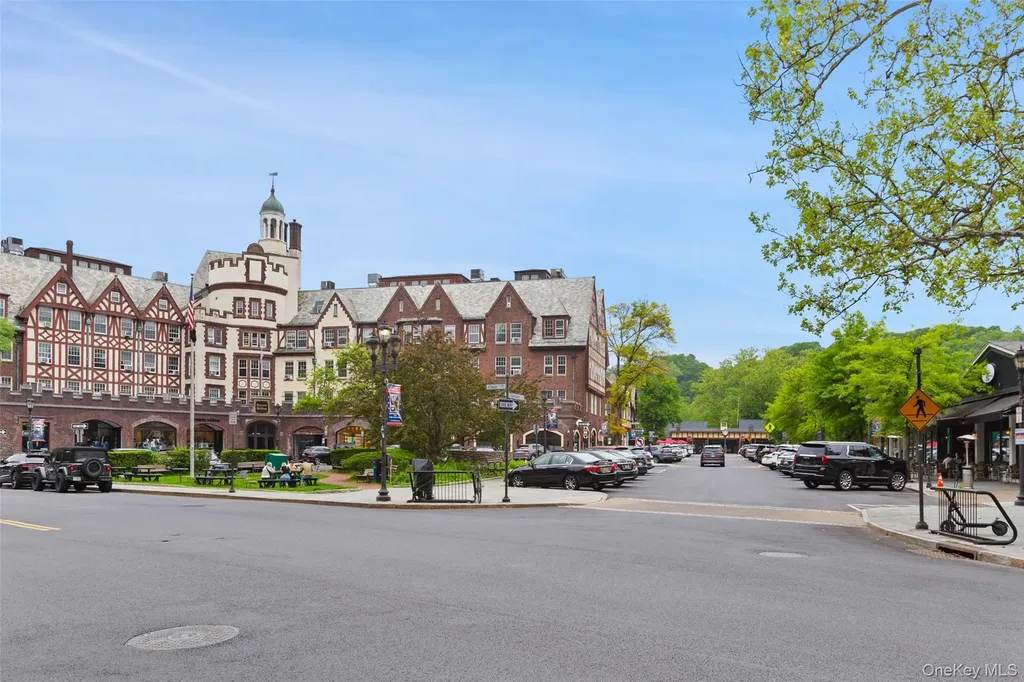 230 Garth Road Scarsdale NY 10583