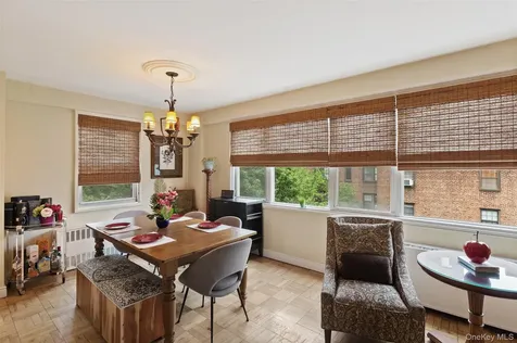 230 Garth Road Scarsdale NY 10583
