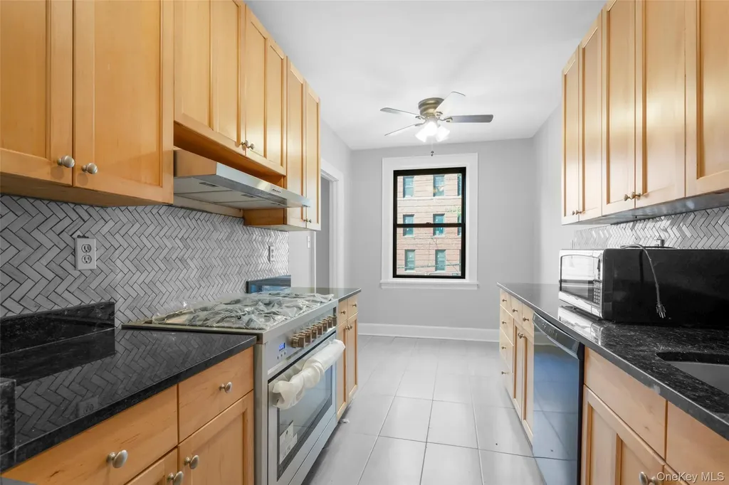 30 Windsor Terrace White Plains NY 10601