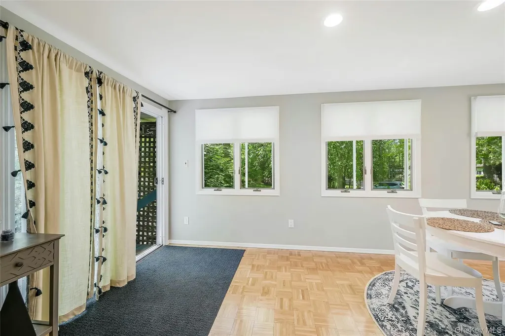 340 Pine Road Southold NY 11971