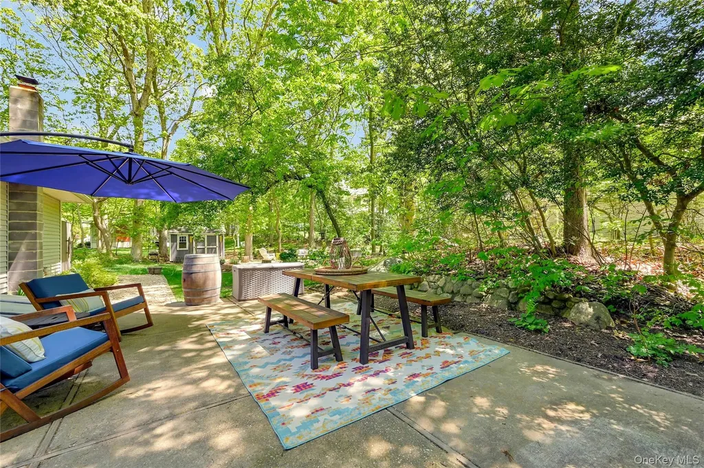 340 Pine Road Southold NY 11971