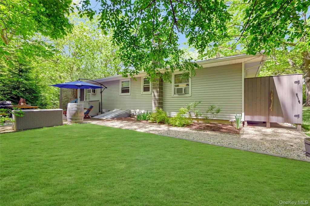 340 Pine Road Southold NY 11971