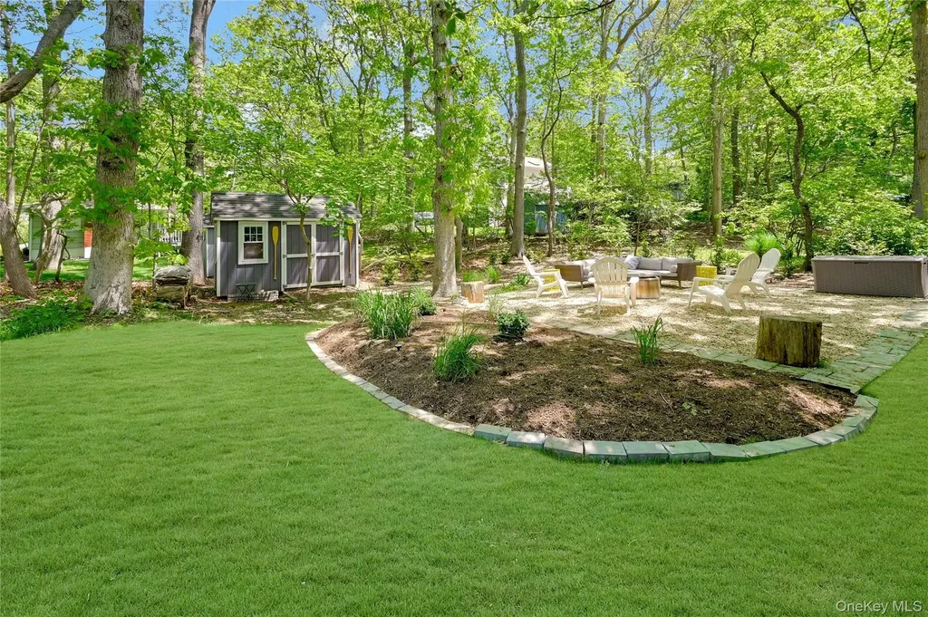 340 Pine Road Southold NY 11971