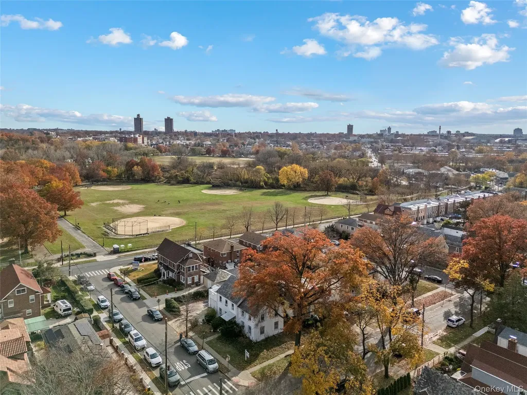 52-06 Bowne Street Flushing NY 11355