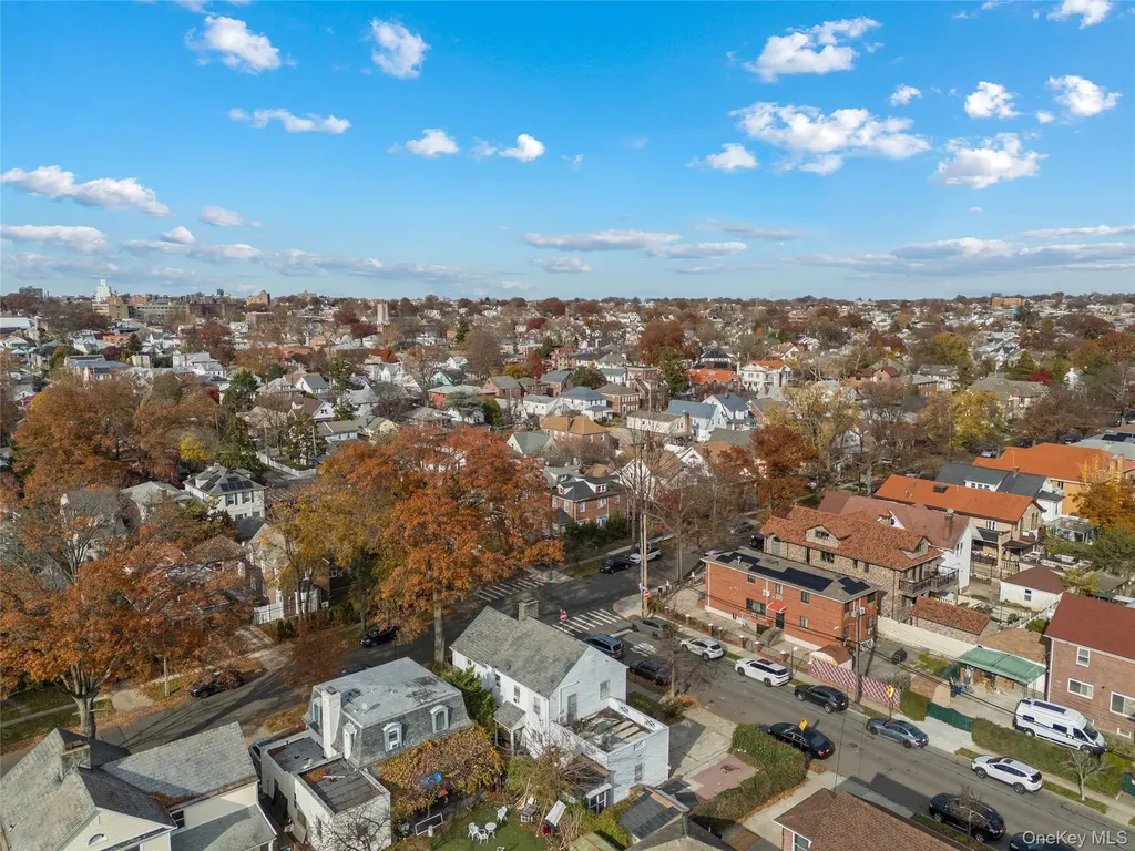 52-06 Bowne Street Flushing NY 11355